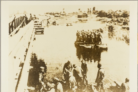 German soldiers in rafts on a river (ddr-njpa-13-915)