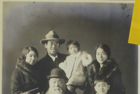 Photograph: Terakawa family (ddr-densho-357-705-mezzanine-8c24639e31)