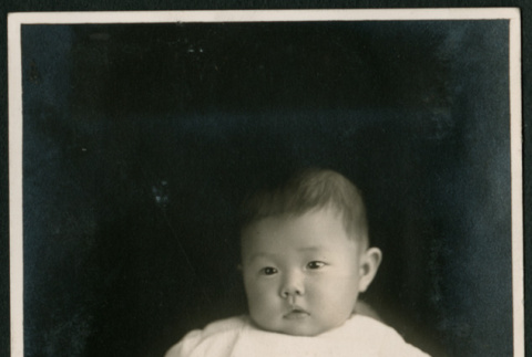 Portrait of baby (ddr-densho-359-595)