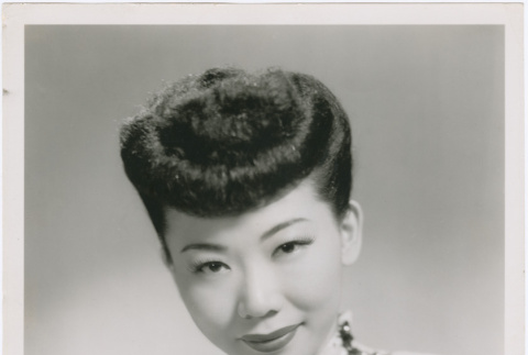 Headshot of Mary Mon Toy (ddr-densho-367-68)
