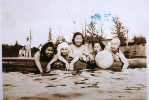 Group swimming (ddr-densho-1007-656)