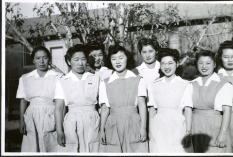Manzanar, nurses, aides, hospital (ddr-densho-343-79)