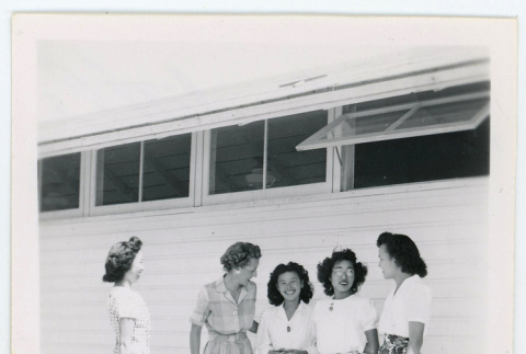 Students outside Butte commerce room (ddr-densho-37-2119)