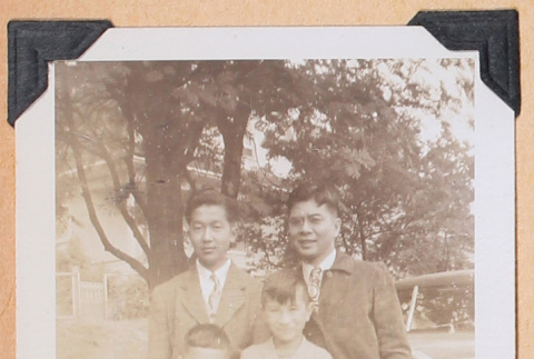Family photo (ddr-densho-483-444)