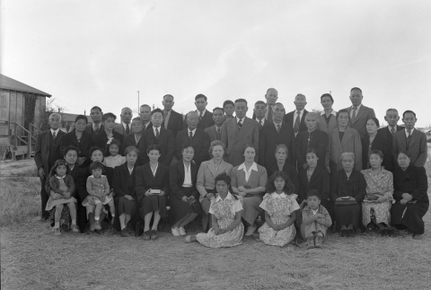 Group photograph (ddr-fom-1-77)