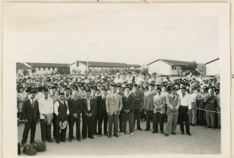 Butte inductees at Block 50 (ddr-densho-37-1531)