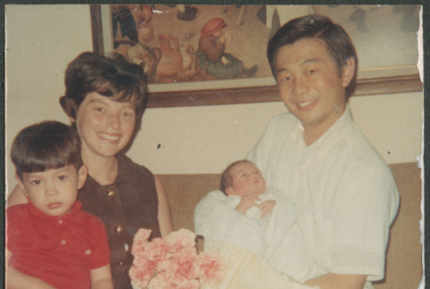 David and Tina Sakura with sons Danny and baby Peter (ddr-densho-523-485)