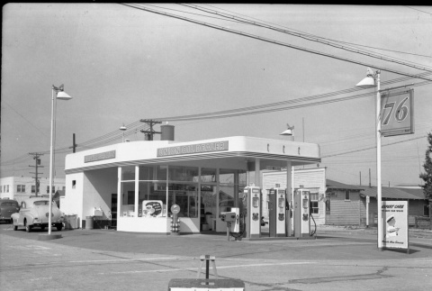 Union Oil Dealer gas station (ddr-csujad-43-130)
