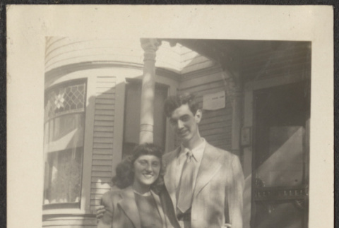 Man and woman on front steps (ddr-densho-433-1136)
