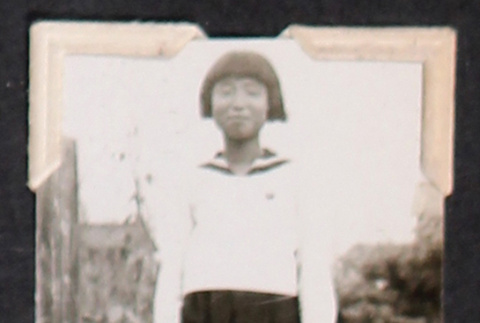 Girl in seifuku (ddr-densho-468-466)