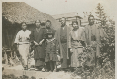 Miyamoto family (ddr-densho-357-509)