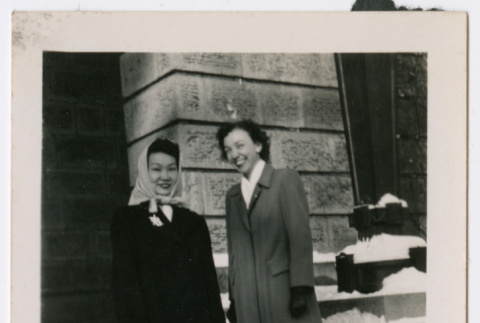 Hisako and Rosalie (ddr-densho-433-817)