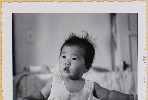 Leslie Shiomi in a crib (ddr-densho-522-372)
