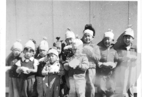 Children in camp (ddr-densho-157-101)