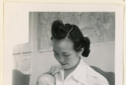Mrs. Kanai and baby (ddr-densho-37-1005)