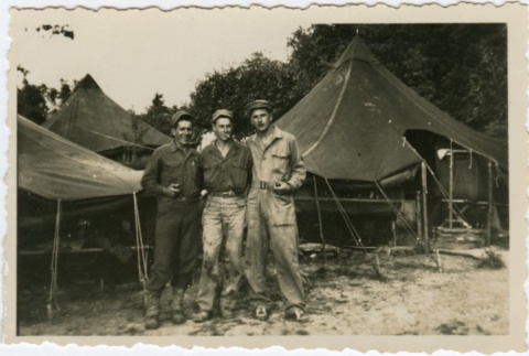 Soldiers posing for a photo (ddr-densho-329-78)