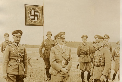 Adolf Hitler observing the front line (ddr-njpa-1-659)