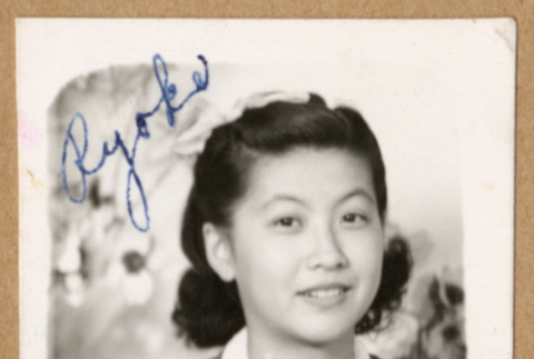 Portrait of Lil (ddr-densho-542-253)