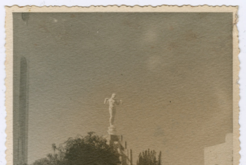 Garden statue (ddr-densho-378-1016)