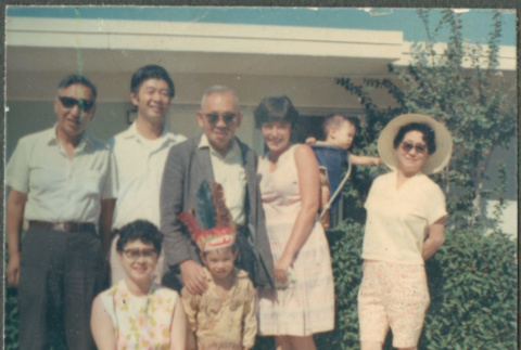 Sakura family with six adults and two children (ddr-densho-523-425)