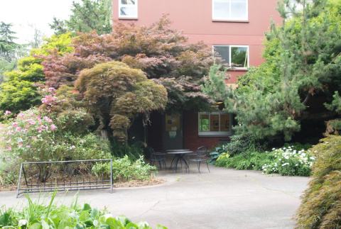 Xavier Hall courtyard, Seattle University (ddr-densho-354-2739)