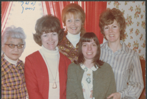 Five women and one girl (ddr-densho-523-626)
