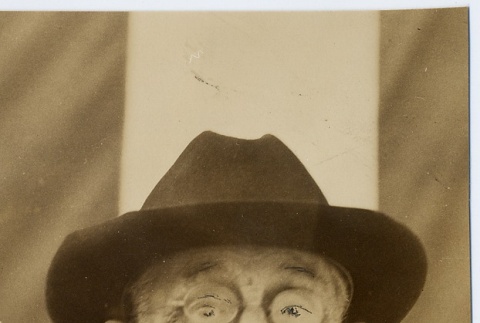Elderly man in a suit and hat (ddr-njpa-2-636)