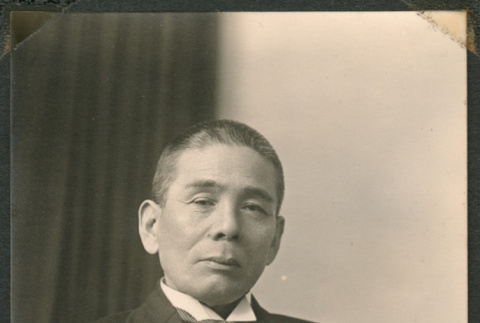 Portrait of a man (ddr-densho-433-768)