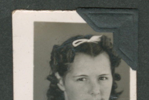 Portrait of girl (ddr-densho-550-192)