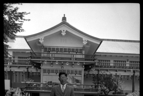 Man in front of Pacific Area at Golden Gate International Exposition (ddr-densho-475-124)