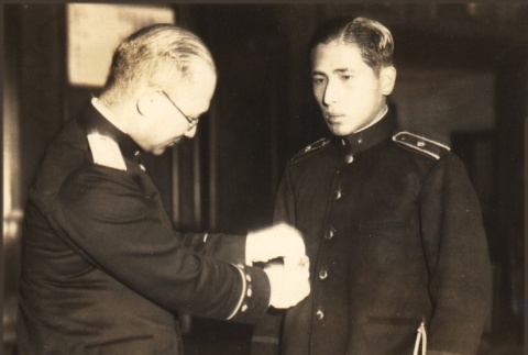 Naval officer receiving a medal (ddr-njpa-4-2126)