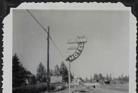 Motel sign (ddr-densho-300-450)