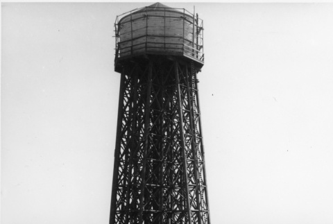 Water tower serving Minidoka (ddr-fom-1-894)