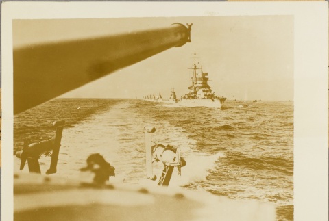 Photograph of Italian navy ships (ddr-njpa-13-754)