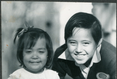 Boy and girl (ddr-densho-523-591)