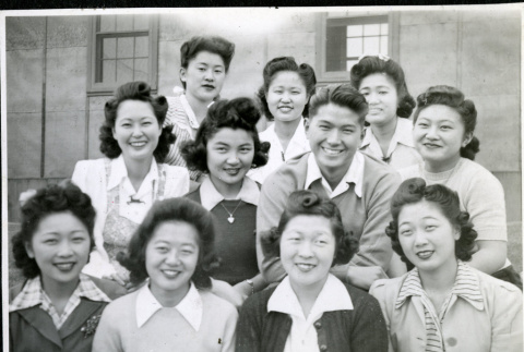 Manzanar, hospital staff (ddr-densho-343-90)