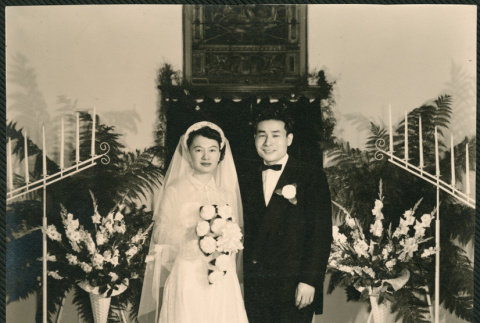 Wedding portrait (ddr-densho-522-671)