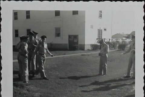 Servicemen at the Radar Observer School (ddr-densho-321-1266)