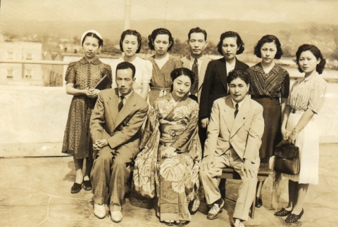 Group photograph (ddr-njpa-4-2282)