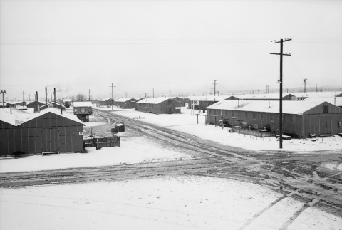 Street scene in winter (ddr-densho-93-39)