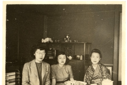 photograph (ddr-one-2-377-mezzanine-24bcec61d8)
