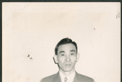 Portrait of man (ddr-densho-316-427)