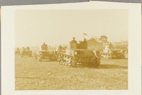 Tanks in Poland (ddr-njpa-13-1046)