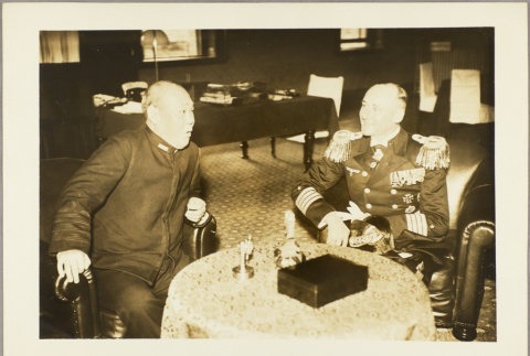 Captain of the German cruiser Emden meeting with a Japanese naval leader (ddr-njpa-13-942)