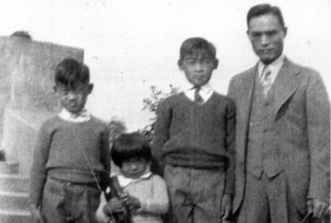 Japanese American family (ddr-densho-135-3)