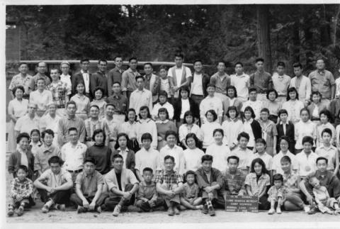 Group photograph of the Lake Sequoia Retreat campers, 1958 (ddr-densho-336-100)
