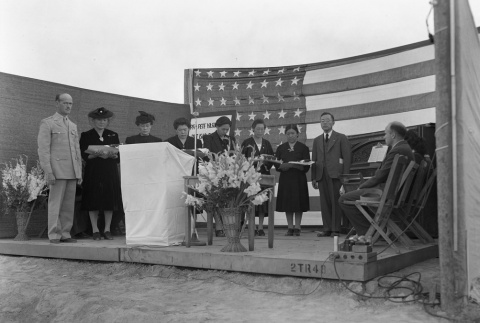 Memorial service for fallen soldiers (ddr-fom-1-465)