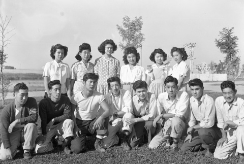 Sports team in Minidoka (ddr-fom-1-591)