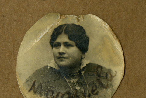 Peruvian woman (ddr-csujad-33-8)