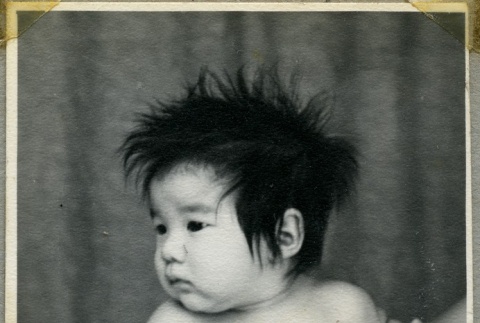Portrait of a baby (ddr-manz-4-69)